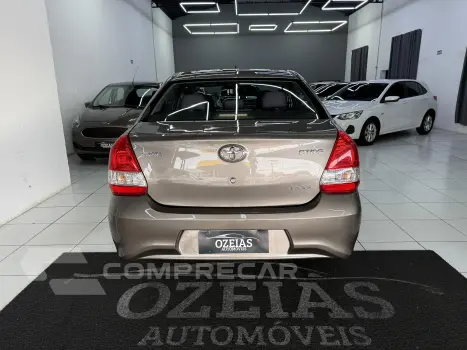 ETIOS 1.5 XS Sedan 16V