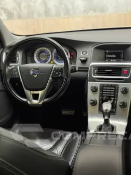 V60 2.0 T5 R Design Turbo
