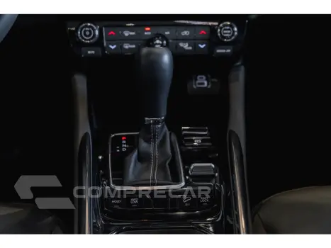 COMMANDER 2.2 TURBO DIESEL OVERLAND AT9
