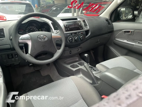 Toyota HILUX 2.7 SR 4X2 CD 16V 4 portas