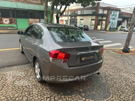 CITY Sedan LX 1.5 Flex 16V 4p Mec.