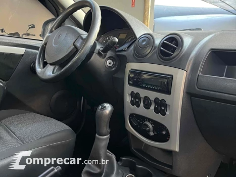 LOGAN 1.6 EXPRESSION 8V FLEX 4P MANUAL