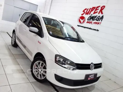 Volkswagen FOX - 1.6 MI ROCK IN RIO 8V 4P MANUAL 4 portas