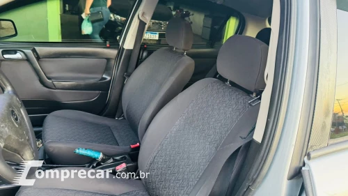 ASTRA 2.0 MPFI Advantage 8V
