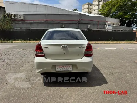 ETIOS 1.5 X Plus Sedan 16V