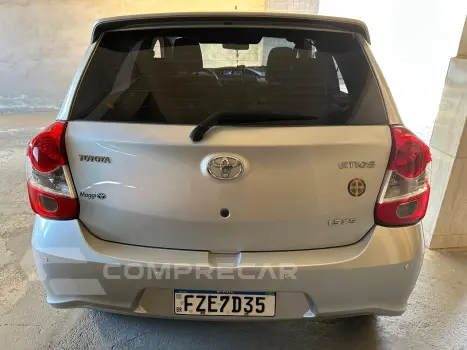 Etios Hatch 1.5 16V 4P FLEX XS AUTOMÁTICO