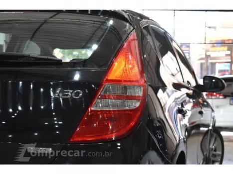 I30 - 2.0 MPFI GLS 16V 4P MANUAL