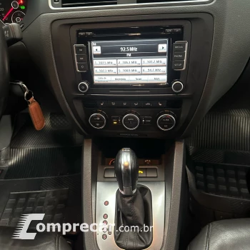 JETTA Highline 2.0 TSI 16V 4p Tiptronic