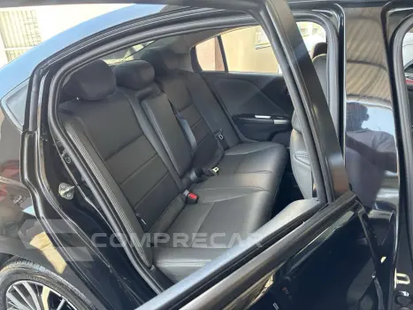 CITY Sedan EX 1.5 Flex 16V 4p Aut.