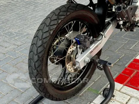 XRE 300 ABS
