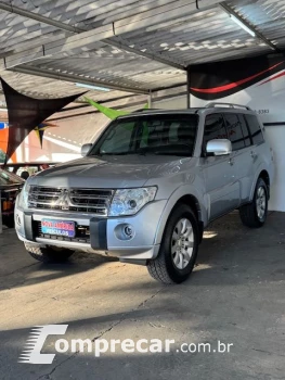 Mitsubishi Pajero HPE Full 3.8 V6 250cv 5p Aut. 4 portas