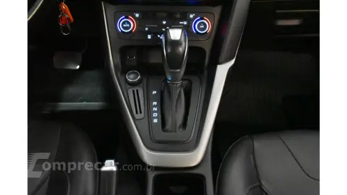 FOCUS SEDAN - 2.0 SE 16V 4P POWERSHIFT