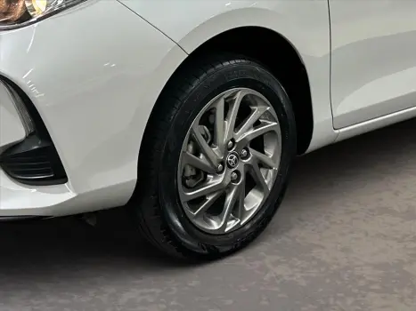 YARIS 1.5 16V FLEX SEDAN XS MULTIDRIVE