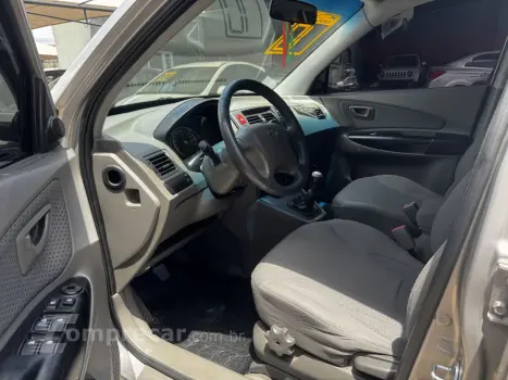 Tucson 2.0 16V 4P GL