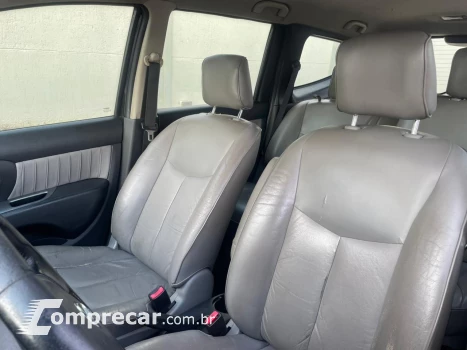 GRAND LIVINA 1.8 SL 16V