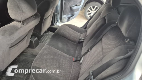ASTRA 2.0 MPFI Advantage 8V