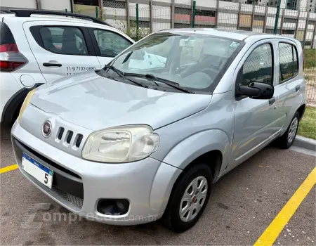 Fiat UNO 1.0 Vivace 8V 4 portas