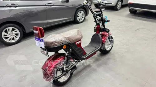 SCOOTER ELETRICA CHOPPER X13 PRETA 1000W
