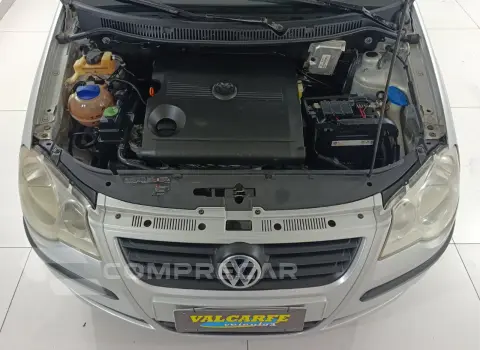 POLO SEDAN 1.6 8V