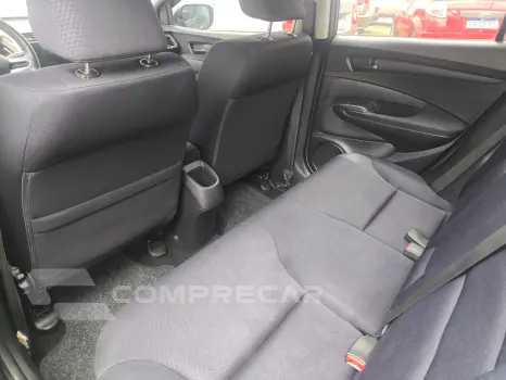 CITY 1.5 DX Sedan 16V