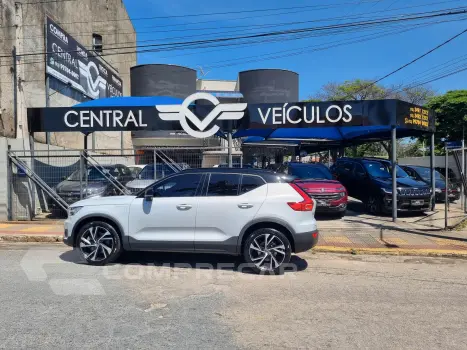 XC40 1.5 T5 Hybrid R-design FWD Geartronic