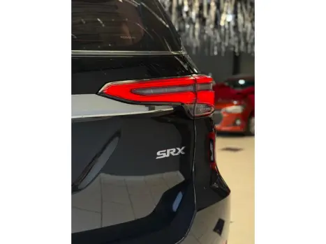 HILUX SW4 2.8 D-4D TURBO DIESEL SRX 7L 4X4 AUTOMÁTICO