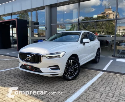 Volvo XC60 2.0 T8 Hybrid Momentum AWD Geartronic 4 portas