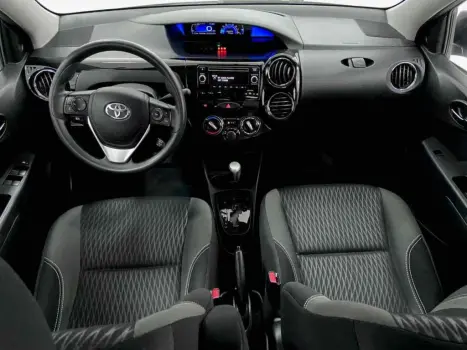 ETIOS 1.5 XS SEDAN 16V FLEX 4P AUTOMÁTICO