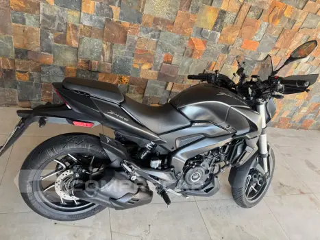 DOMINAR 400