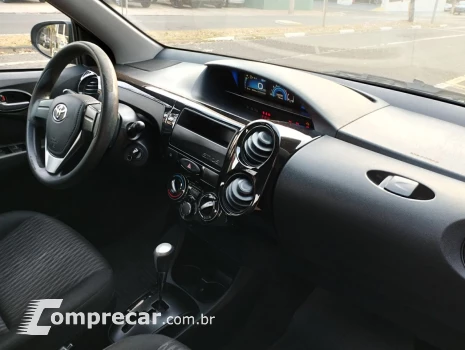 Etios Hatch 1.3 16V 4P FLEX X AUTOMÁTICO
