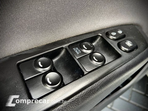 Hyundai HB20S 1.6 Comfort Plus 16V 4 portas