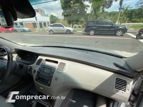 AZERA 3.0 MPFI GLS V6 24V