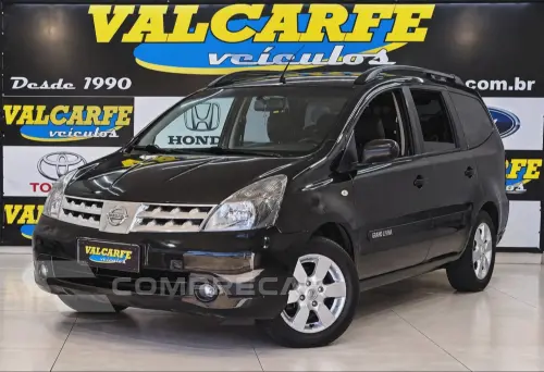 NISSAN GRAND LIVINA 1.8 S 16V 4 portas