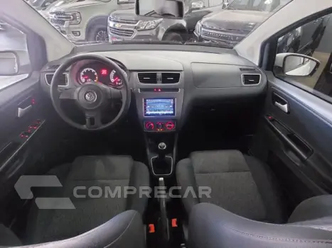 FOX - 1.6 MI 8V 4P MANUAL