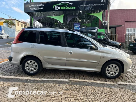 PEUGEOT 207 SW XR Sport 1.4 Flex 8V 5p 4 portas