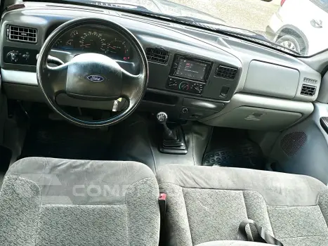 F-250 4.2 XLT 4X2 CD TURBO INTERCOOLER DIESEL 4P MANUAL