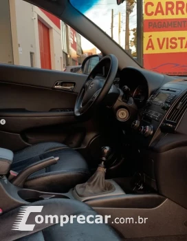 i30 2.0 16V 145cv 5p Mec.