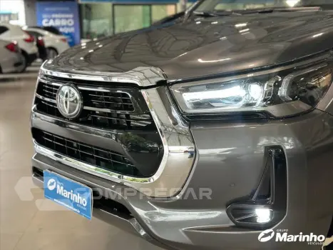 HILUX 2.8 D-4D TURBO DIESEL CD SRX 4X4 AUTOMÁTICO