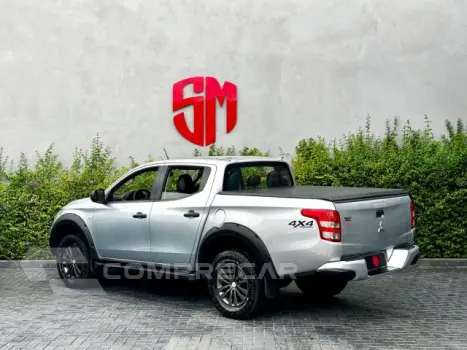 L200 TRITON - 2.4 16V TURBO SPORT GLX CD 4P 4X4 MANUAL