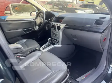 Vectra Sedan 2.0 4P COLLECTION