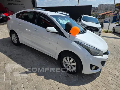 Hyundai HB20S C.Style/C.Plus1.6 Flex 16V Aut. 4p 4 portas