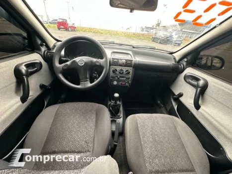 CLASSIC - 1.0 MPFI SPIRIT 8V 4P MANUAL