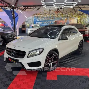 Mercedes-Benz GLA 250 2.0 16V TURBO GASOLINA SPORT 4P 4MATIC AUTOMÁTICO 4 portas