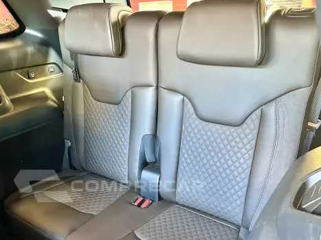 COMMANDER 2.0 TD380 TURBO DIESEL OVERLAND AT9