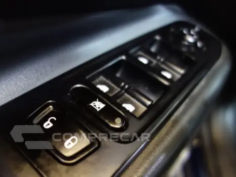 RENEGADE - 1.3 T270 TURBO LONGITUDE AT6