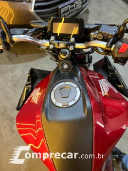 CB Twister 300 F