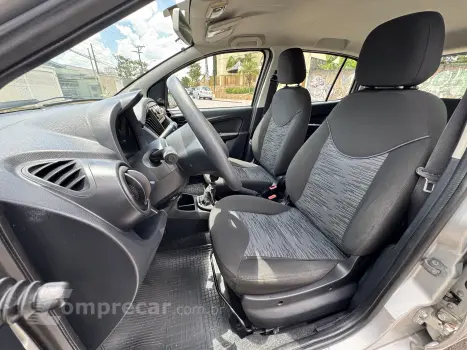 UNO 1.0 Firefly Drive