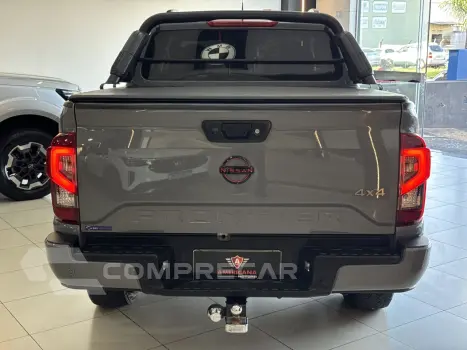 Frontier 2.3 16V PRO4X CABINE DUPLA 4X4 BI-TURBO DIESEL AUTO