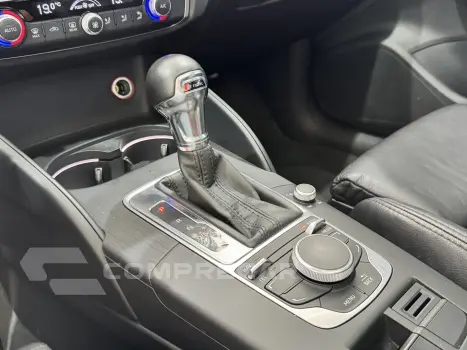 A3 1.8 TFSI SPORTBACK AMBITION 16V GASOLINA 4P AUTOMÁTICO