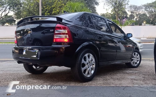 ASTRA 2.0 MPFI Advantage 8V
